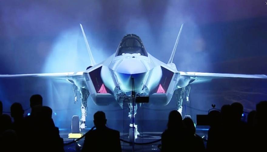 Πρώτη συμμετοχή παγκοσμίως για F-35 σε πολεμική επιχείρηση – Εγκλωβίστηκε από ρωσικά αντιαεροπορικά συστήματα (βίντεο-εικόνες)